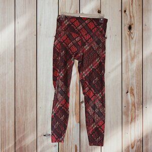 Champion, Pockets, colorful, leggings. Dry-wick material, Red/brown/tan, Medium